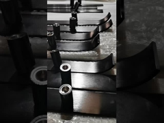 Parement en acier inoxydable avec des retours de bout